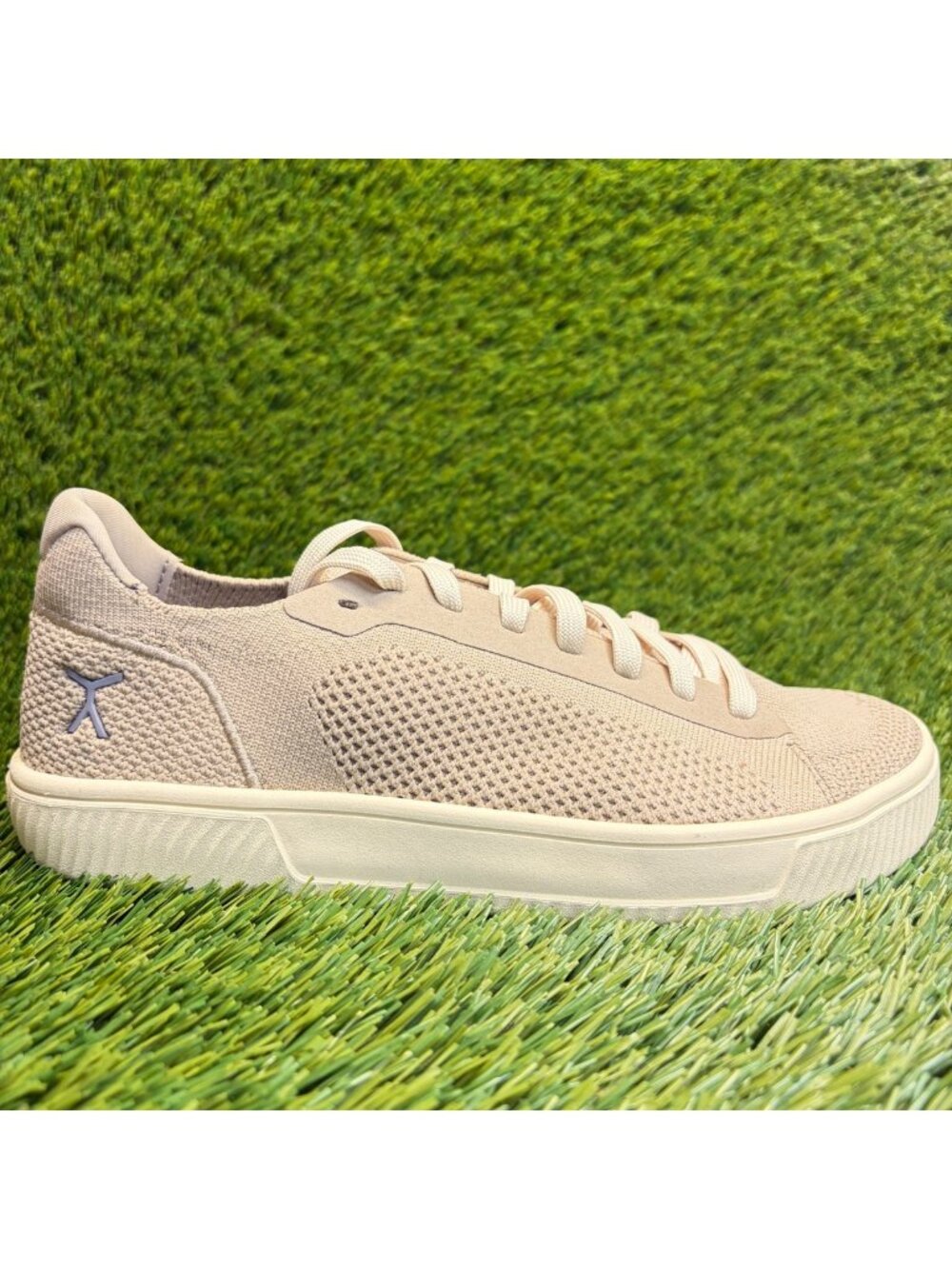 Flux Adapt Trainer Dune Womens Size 8.5 Mens Size 7 Athletic Knit Shoes Sneakers